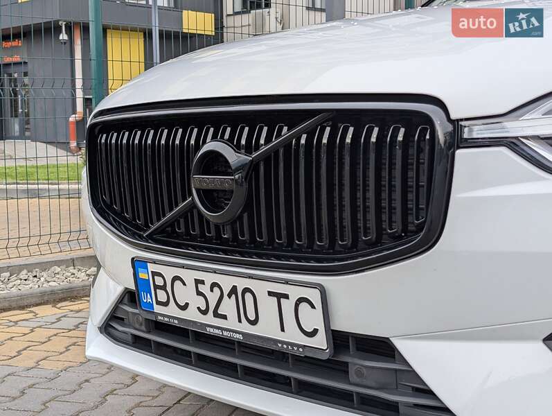 Внедорожник / Кроссовер Volvo XC60 2017 в Ивано-Франковске