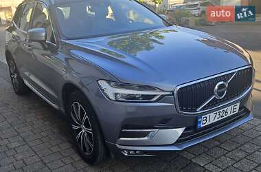 Внедорожник / Кроссовер Volvo XC60 2018 в 