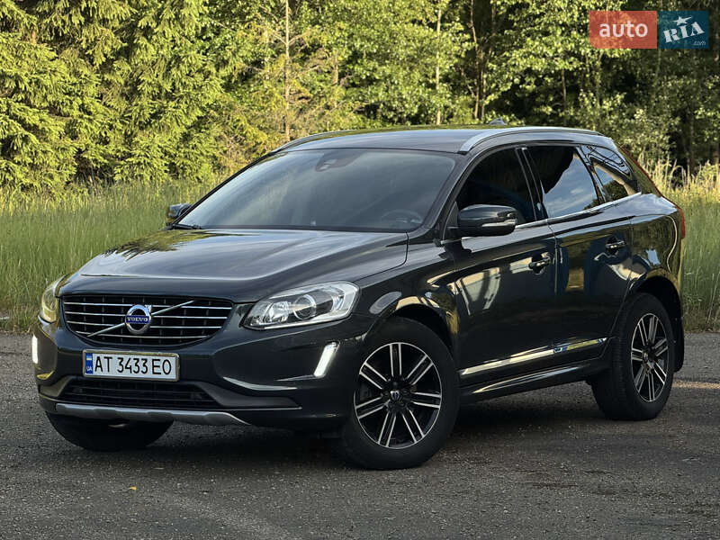 Внедорожник / Кроссовер Volvo XC60 2016 в 