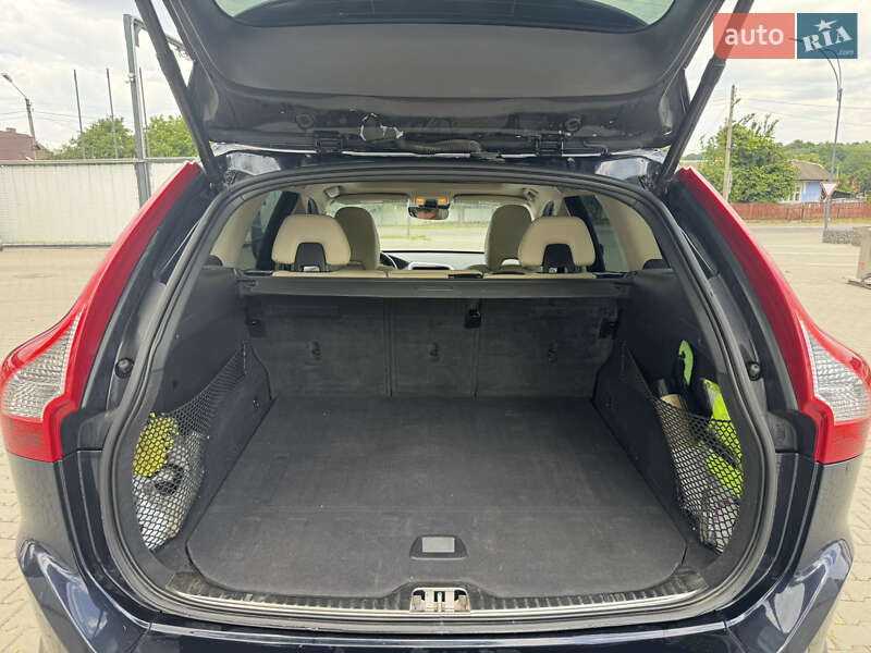 Внедорожник / Кроссовер Volvo XC60 2017 в Снятине фото 6 Внедорожник / Кроссовер Volvo XC60 2017 в Снятине