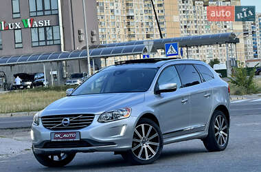 Внедорожник / Кроссовер Volvo XC60 2015 в 