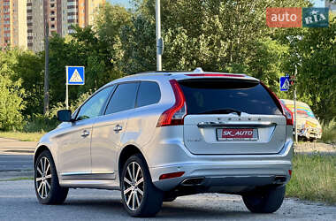 Внедорожник / Кроссовер Volvo XC60 2015 в 
