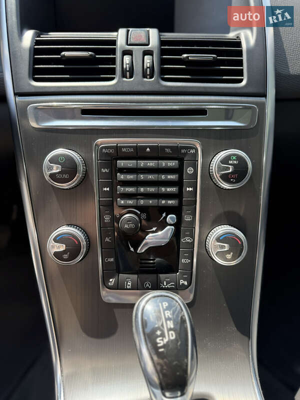 Позашляховик / Кросовер Volvo XC60 2016 в Тернополі