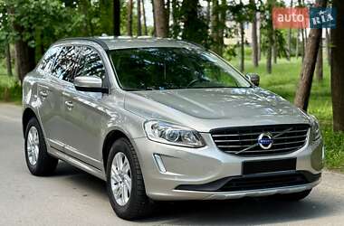 Позашляховик / Кросовер Volvo XC60 2016 в Києві