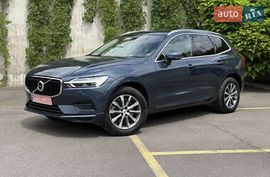Внедорожник / Кроссовер Volvo XC60 2019 в 