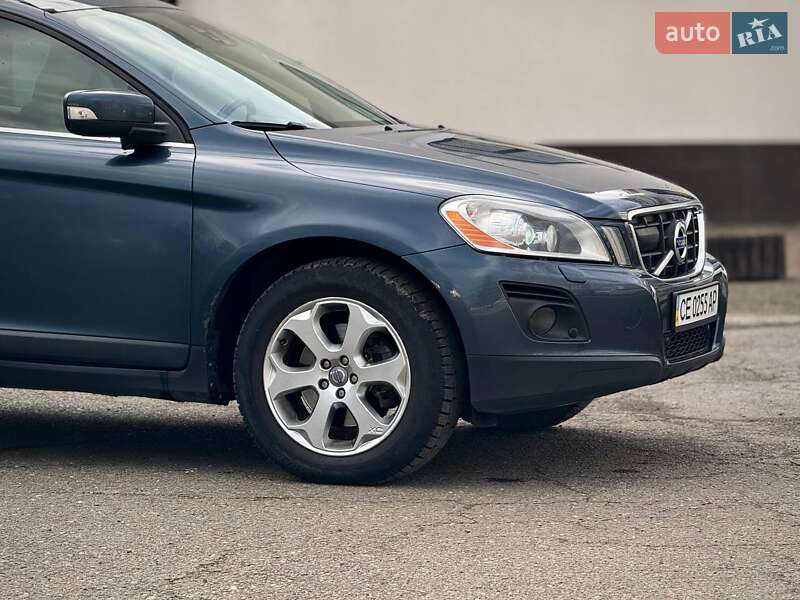 Внедорожник / Кроссовер Volvo XC60 2009 в Черновцах