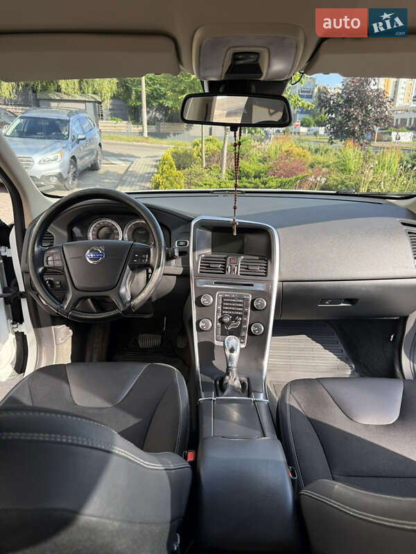 Внедорожник / Кроссовер Volvo XC60 2013 в Львове