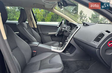 Внедорожник / Кроссовер Volvo XC60 2010 в 