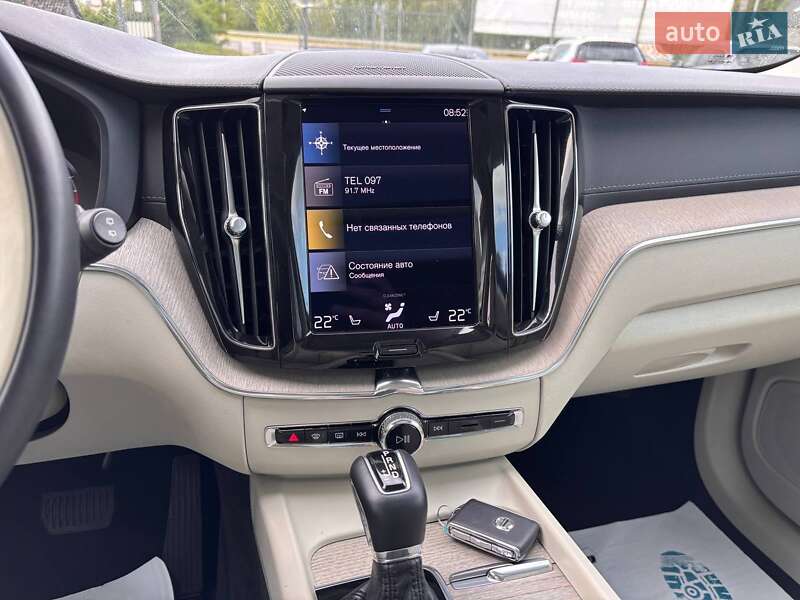 Внедорожник / Кроссовер Volvo XC60 2021 в Львове