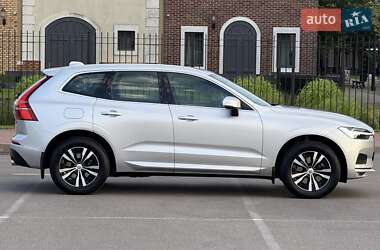 Внедорожник / Кроссовер Volvo XC60 2020 в 