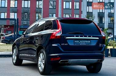 Внедорожник / Кроссовер Volvo XC60 2016 в 