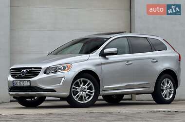 Позашляховик / Кросовер Volvo XC60 2015 в Сарнах