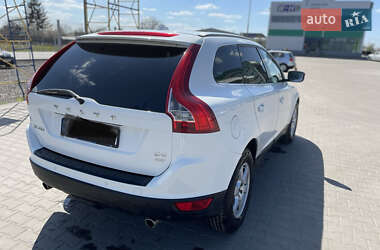 Внедорожник / Кроссовер Volvo XC60 2012 в 