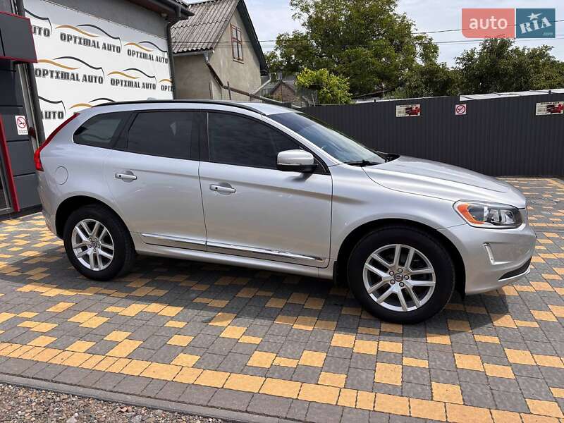 Позашляховик / Кросовер Volvo XC60 2017 в Львові