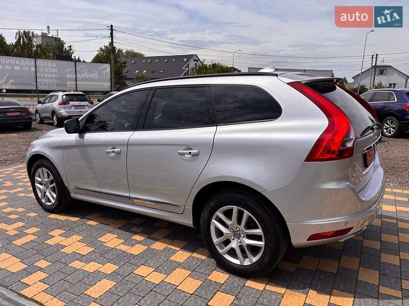 Позашляховик / Кросовер Volvo XC60 2017 в Львові
