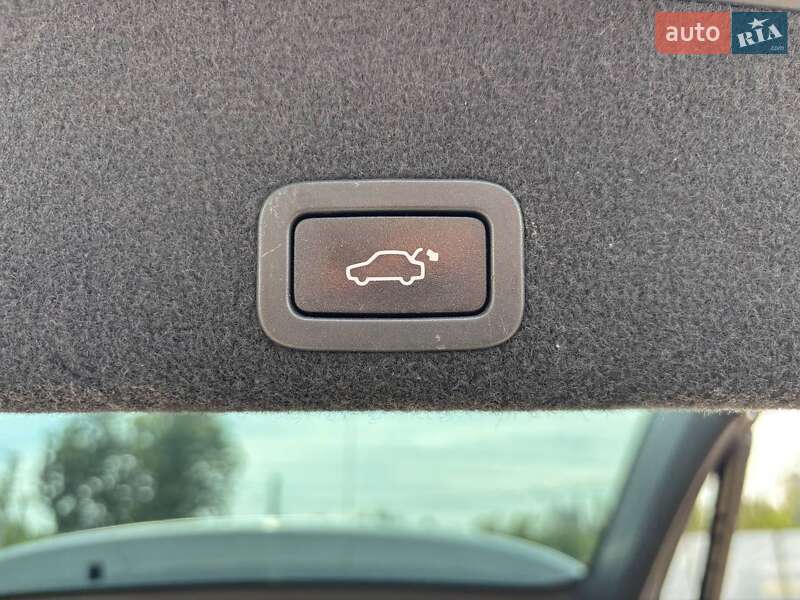 Позашляховик / Кросовер Volvo XC60 2017 в Львові