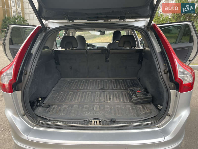Позашляховик / Кросовер Volvo XC60 2015 в Києві