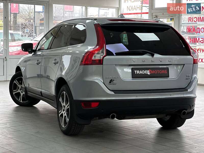 Позашляховик / Кросовер Volvo XC60 2012 в Києві