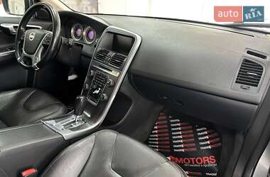 Позашляховик / Кросовер Volvo XC60 2012 в 