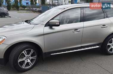 Внедорожник / Кроссовер Volvo XC60 2012 в 