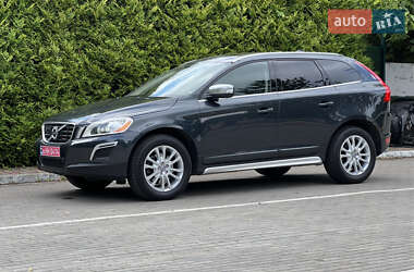 Внедорожник / Кроссовер Volvo XC60 2013 в 