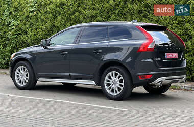 Внедорожник / Кроссовер Volvo XC60 2013 в 