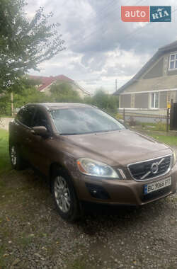 Внедорожник / Кроссовер Volvo XC60 2010 в 