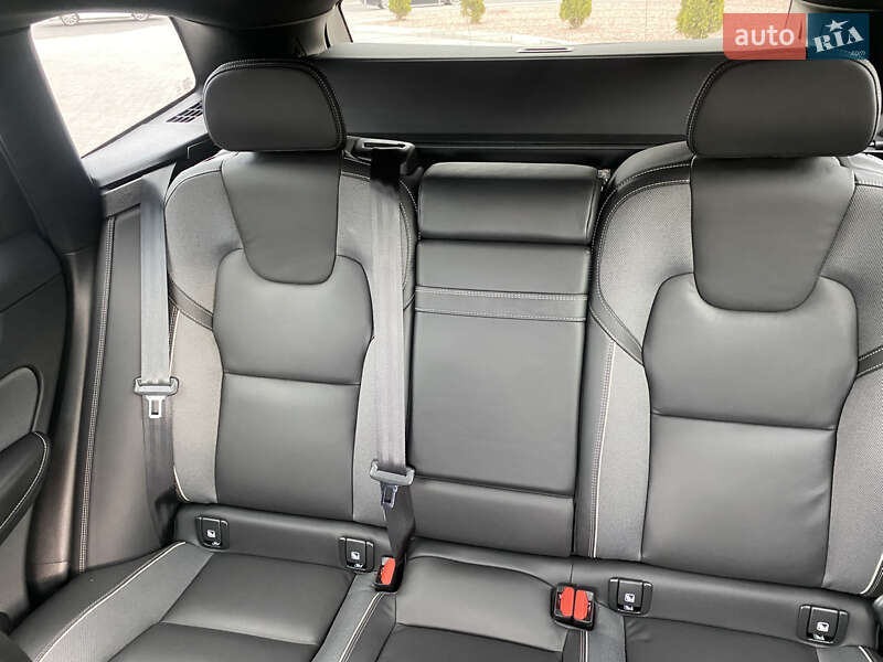 Внедорожник / Кроссовер Volvo XC60 2020 в Луцке