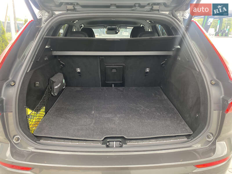 Внедорожник / Кроссовер Volvo XC60 2020 в Луцке