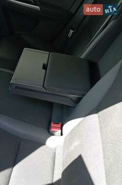 Позашляховик / Кросовер Volvo XC60 2010 в 