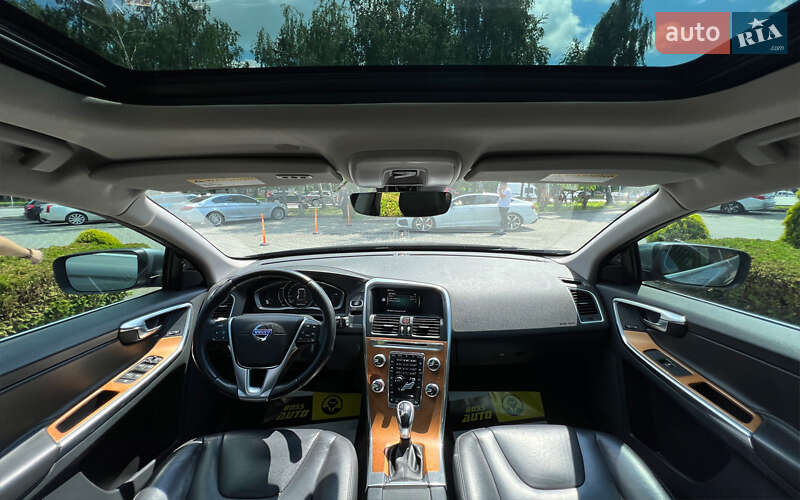 Позашляховик / Кросовер Volvo XC60 2017 в Львові