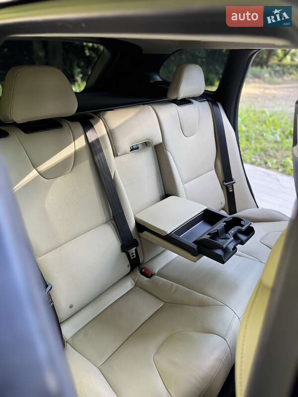 Внедорожник / Кроссовер Volvo XC60 2015 в Тернополе фото 20 Внедорожник / Кроссовер Volvo XC60 2015 в Тернополе