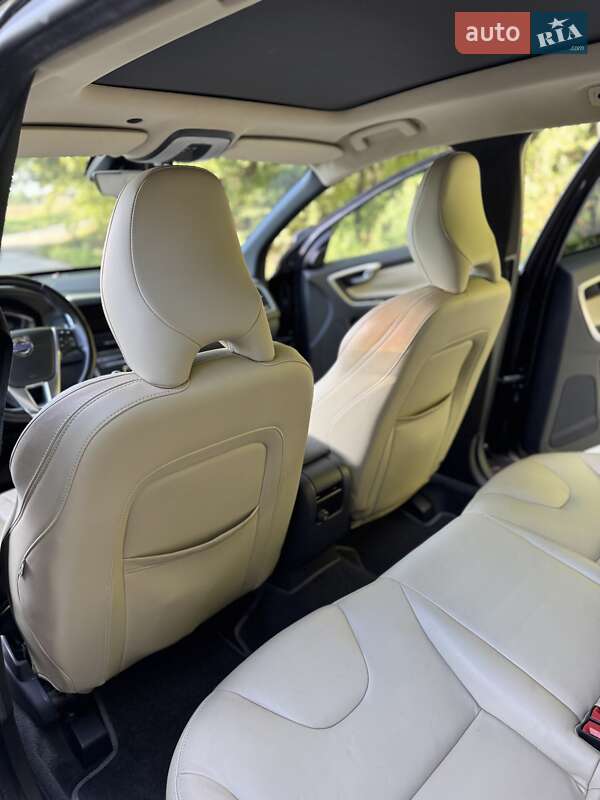 Внедорожник / Кроссовер Volvo XC60 2015 в Тернополе фото 23 Внедорожник / Кроссовер Volvo XC60 2015 в Тернополе