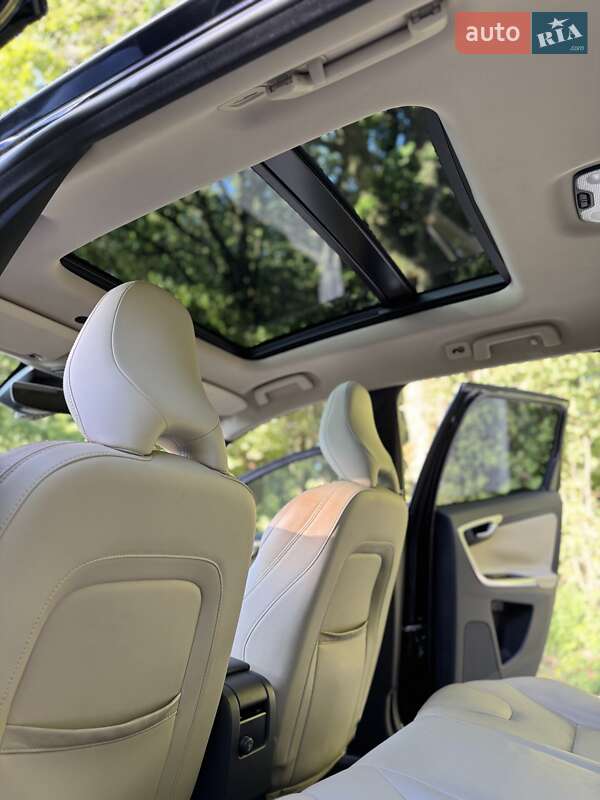 Внедорожник / Кроссовер Volvo XC60 2015 в Тернополе фото 25 Внедорожник / Кроссовер Volvo XC60 2015 в Тернополе