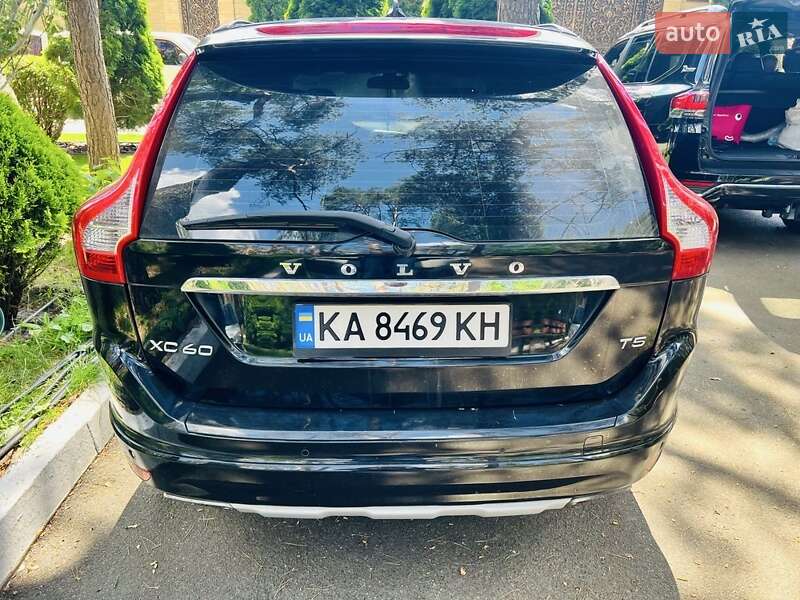 Volvo XC60 2015