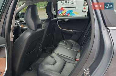 Внедорожник / Кроссовер Volvo XC60 2016 в 