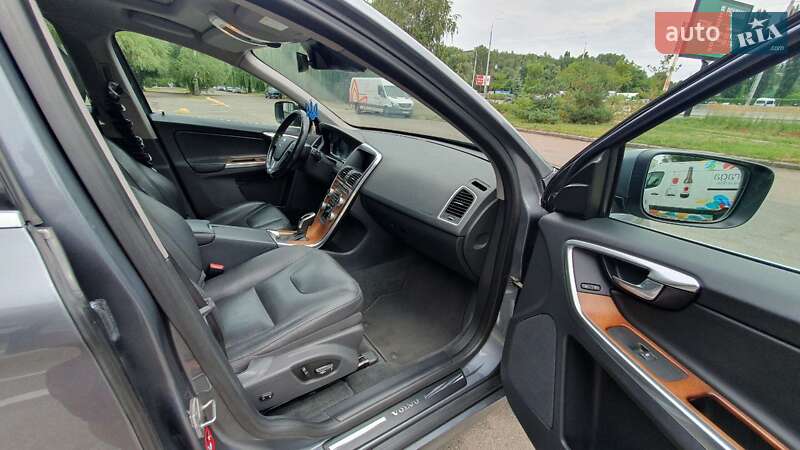 Внедорожник / Кроссовер Volvo XC60 2016 в Киеве фото 11 Внедорожник / Кроссовер Volvo XC60 2016 в Киеве