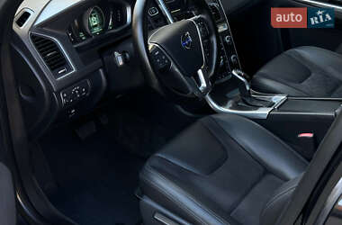 Внедорожник / Кроссовер Volvo XC60 2014 в 