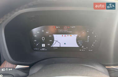 Внедорожник / Кроссовер Volvo XC60 2021 в 