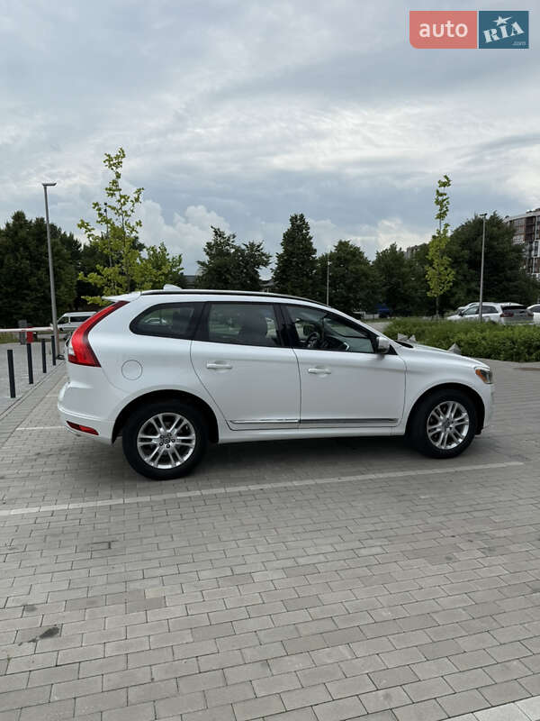 Внедорожник / Кроссовер Volvo XC60 2014 в Ровно