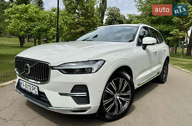 Внедорожник / Кроссовер Volvo XC60 2021 в 