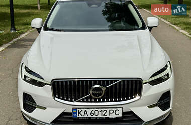 Внедорожник / Кроссовер Volvo XC60 2021 в 