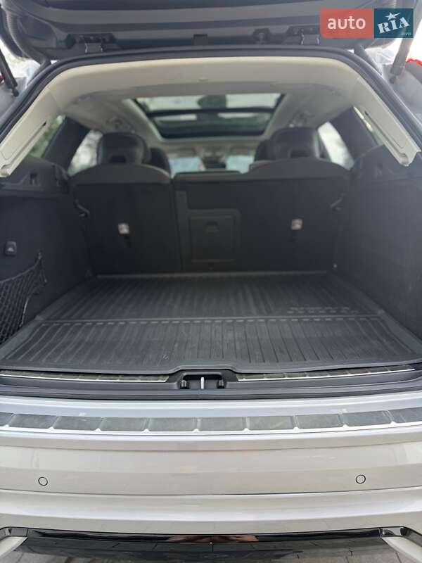 Внедорожник / Кроссовер Volvo XC60 2023 в Самборе