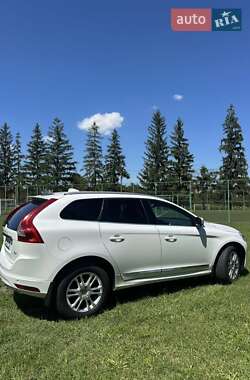 Внедорожник / Кроссовер Volvo XC60 2015 в 