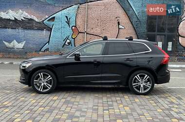 Внедорожник / Кроссовер Volvo XC60 2018 в 