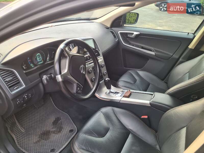 Внедорожник / Кроссовер Volvo XC60 2011 в Ивано-Франковске