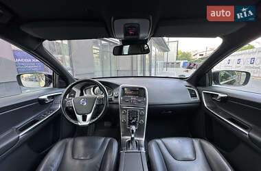 Внедорожник / Кроссовер Volvo XC60 2013 в 