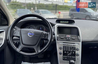 Внедорожник / Кроссовер Volvo XC60 2010 в 