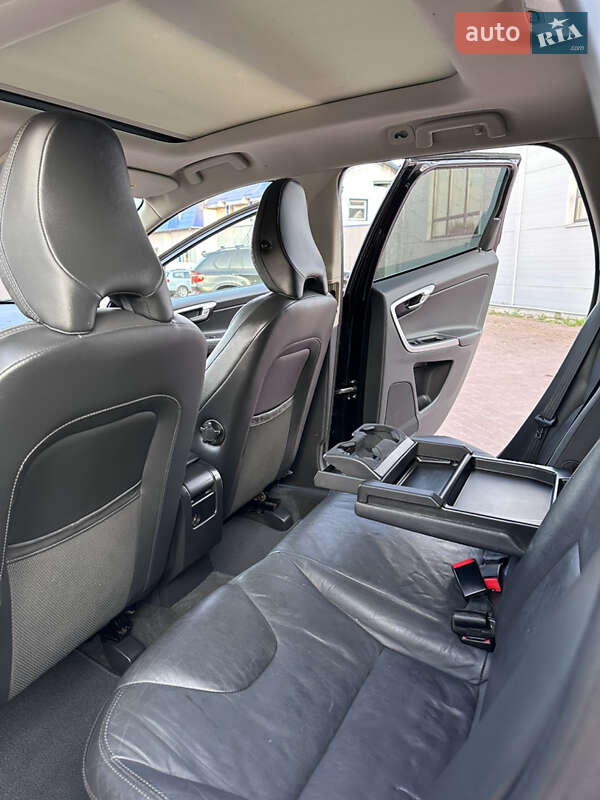 Внедорожник / Кроссовер Volvo XC60 2012 в Ровно фото 79 Внедорожник / Кроссовер Volvo XC60 2012 в Ровно
