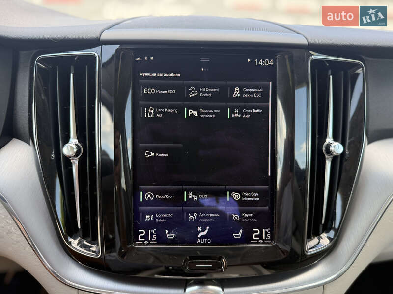 Внедорожник / Кроссовер Volvo XC60 2017 в Каменец-Подольском